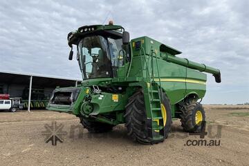2021 John Deere S790 Header with 740D Front