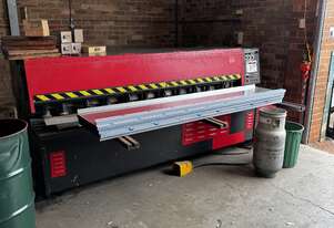 AMADA Guillotine NS-2535 w/auto BG