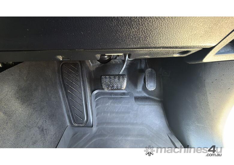 2019 Toyota Hilux Workmate Petrol