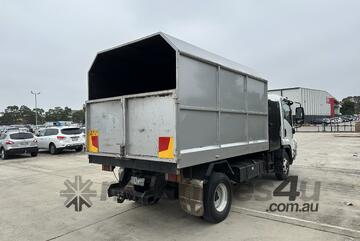 Isuzu 2010   FRR500 4x2 Tipper