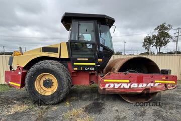 Dynapac CA302 Smooth Drum Roller