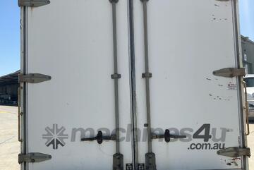 Hino 2017   300 616 Pantech