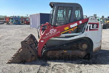 Takeuchi TL8 Skid Steer (Rubber Tracked)