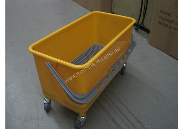 caption B-042 Window Cleaning Bucket