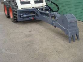  Slewing Mini Backhoe - picture1' - Click to enlarge
