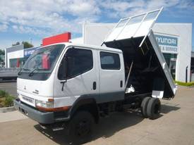 2005 MITSUBISHI CANTER FOR SALE - picture0' - Click to enlarge