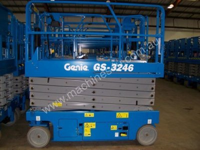  Genie GS3246 Electric Scissor Lift 