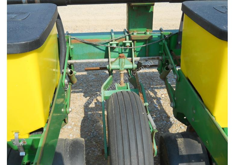 Used John Deere 1700 Planters In Listed On Machines4u