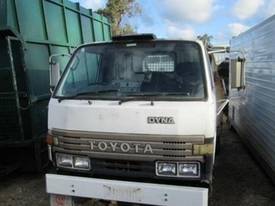 1989 Toyota Dyna Wrecking Trucks - picture0' - Click to enlarge