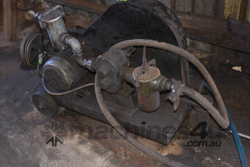 Large Ajax 3 phase 3 HP 2.2kW gear oil pump with f