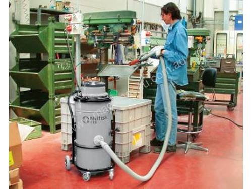 Nilfisk Single Phase Industrial Vacuum + Hose and Accessories Kit IVS 118