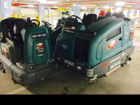 Tennant t15 ride on scrubber - Hire - picture1' - Click to enlarge