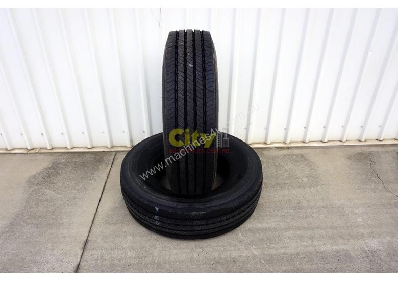 caption 295/80R22.5 Michelin X Multi Steer Tyre