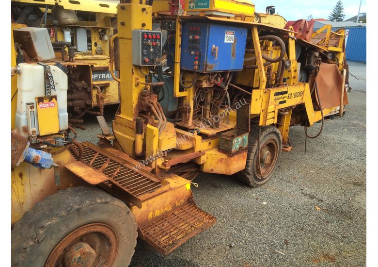 caption Atalas Copco H104/157