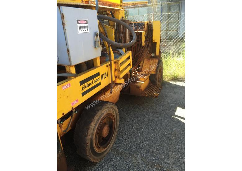 caption Atalas Copco H104/157