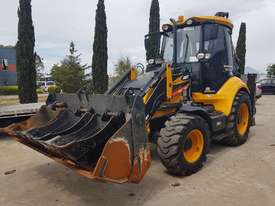 2015 MST 6 BACKHOE WITH LOW 800 HOURS. FULLY OPTIONED - picture0' - Click to enlarge