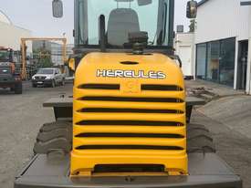 USED low hours - HERCULES H918 Loader - picture1' - Click to enlarge
