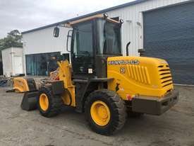 USED low hours - HERCULES H918 Loader - picture2' - Click to enlarge