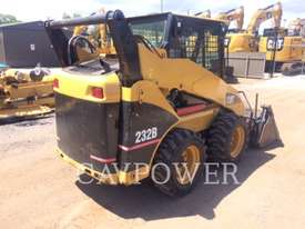 CATERPILLAR 232B Skid Steer Loaders - picture2' - Click to enlarge