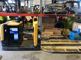Yale - MR25 Ride On Electric Double Pallet Handler - picture0' - Click to enlarge