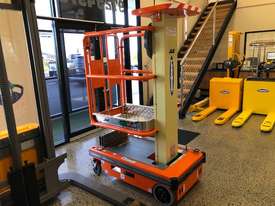 JLG Ecolift70 manual lifter - picture0' - Click to enlarge