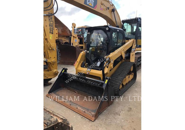 caption CATERPILLAR 239D Skid Steer Loaders