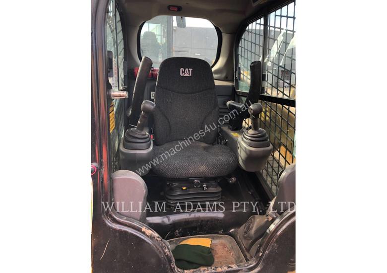 caption CATERPILLAR 239D Skid Steer Loaders