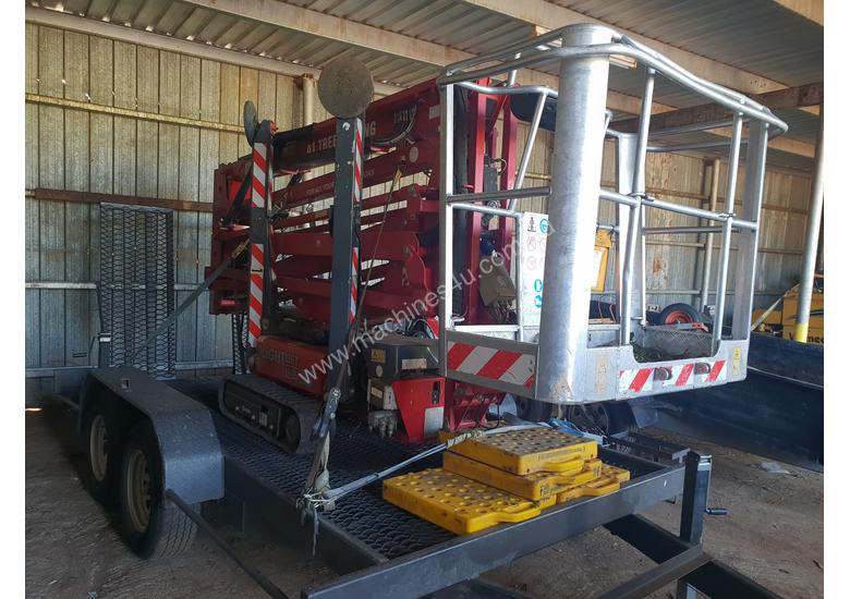caption Hinowa light lift 19.65