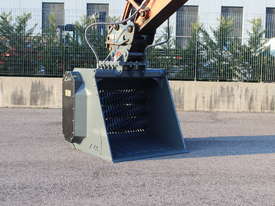 Italian made CM Crushing CDS Screening Bucket  - picture0' - Click to enlarge