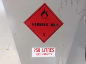 Flammable Liqued Cabinet - picture1' - Click to enlarge