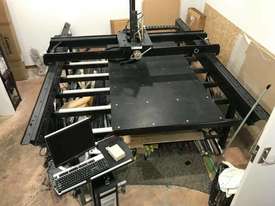 CNC router 1800x2400 capacity Portable - picture0' - Click to enlarge