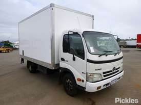 2008 Hino 300C - picture0' - Click to enlarge