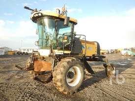 NEW HOLLAND H8060E Windrower - picture0' - Click to enlarge