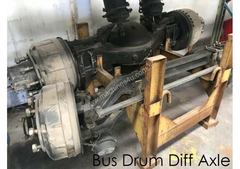 caption Unused BUS Drum to Drum Diff & Front Axle Suit 20