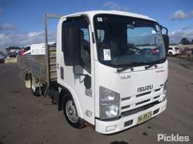 2010 Isuzu NLR 200 Short - picture0' - Click to enlarge