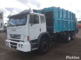 2010 Iveco Acco 2350 - picture2' - Click to enlarge