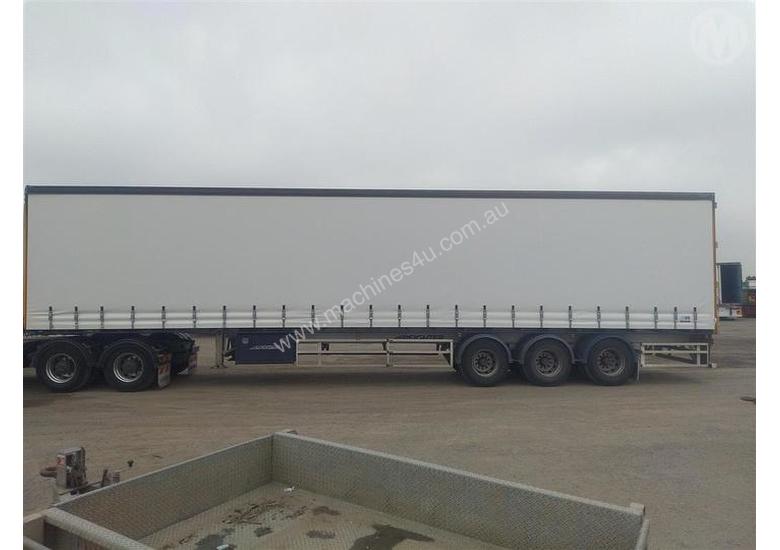 caption Maxitrans ST3-OD
