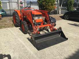 Kubota GL27 tractor  - picture1' - Click to enlarge