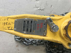 Tuffy Chain Block Lever Hoist 3/4 Tonne x 1.5 metre chain TUF-LH075 - picture1' - Click to enlarge