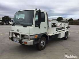1999 Hino FC - picture2' - Click to enlarge