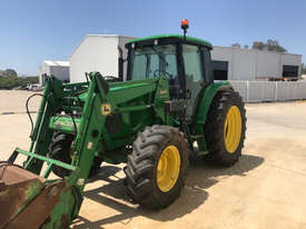John Deere 6320SE FWA/4WD Tractor - picture0' - Click to enlarge