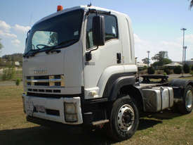 Isuzu GXD Primemover Truck - picture1' - Click to enlarge
