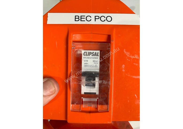 Used clipsal Clipsal Heavy Duty 4 Outlet with Safety Switch 4RCBE210
