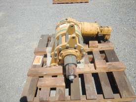 Brevini Drive Motor EC2150-MR1/B3A - picture1' - Click to enlarge