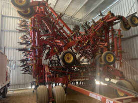 2009 Bourgault 5710 Air Drills - picture0' - Click to enlarge