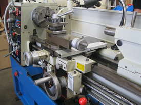 Hafco CL38 Geared Head Lathe with DRO - picture2' - Click to enlarge