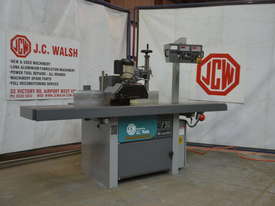 Casolin long table spindle moulder - picture0' - Click to enlarge