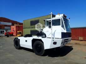 Sisu TR-180 CL2 4X4 Yard Spotter Truck - picture0' - Click to enlarge