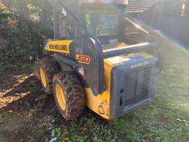 New Holland L150 Skid steer loader for sale - picture1' - Click to enlarge