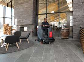 VIPER AS850R Mid sized ride on Scrubber / Dryer - picture0' - Click to enlarge